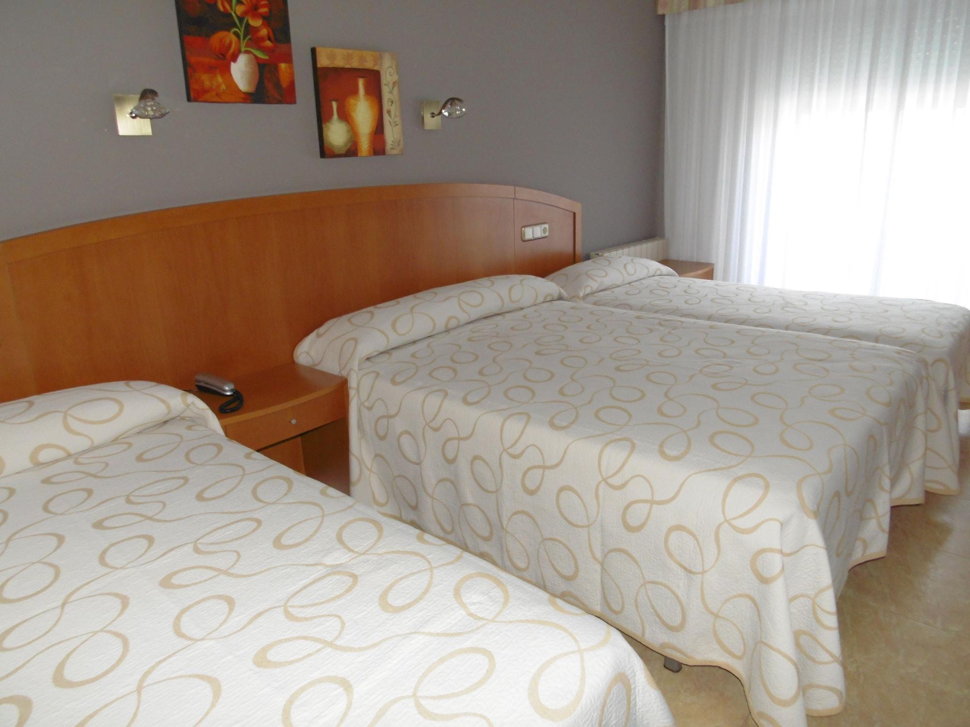 Hotel Miramar 2** Superior Playa de la Lanzada Bagian luar foto