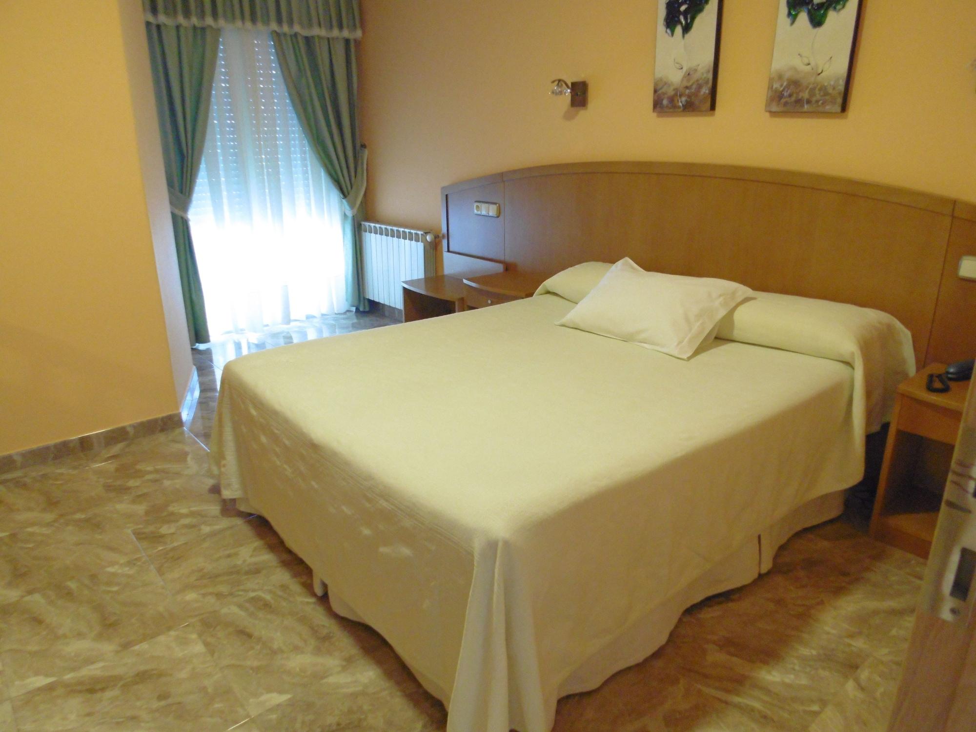 Hotel Miramar 2** Superior Playa de la Lanzada Bagian luar foto