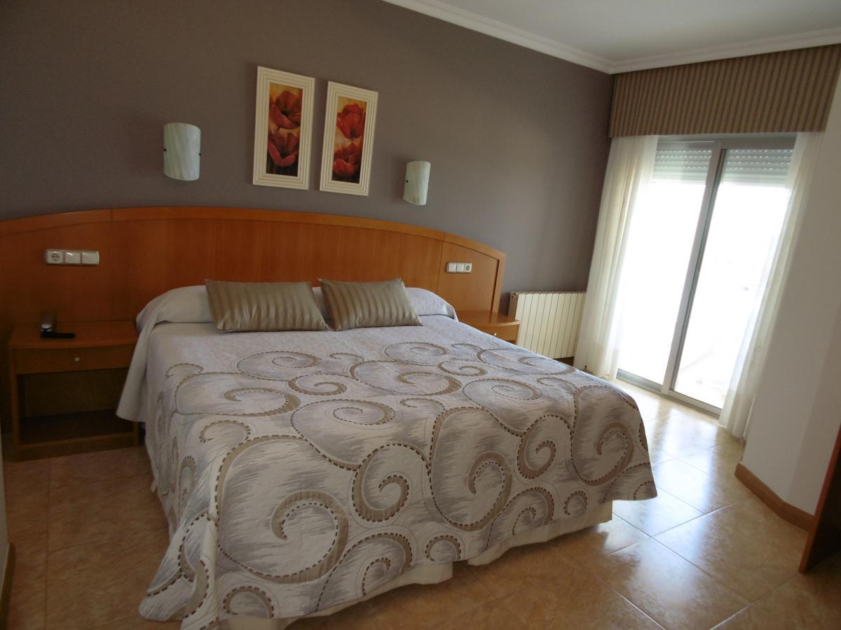 Hotel Miramar 2** Superior Playa de la Lanzada Bagian luar foto