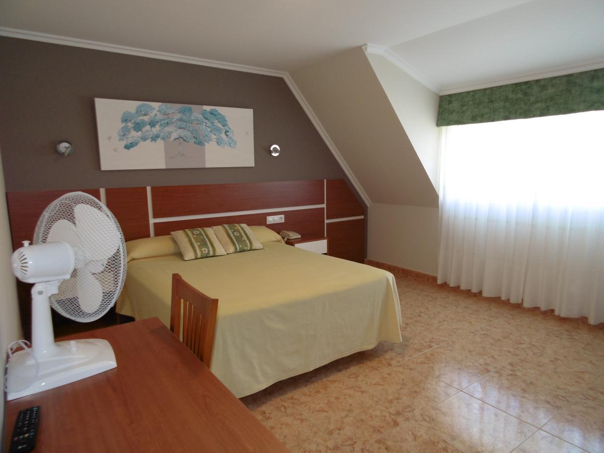 Hotel Miramar 2** Superior Playa de la Lanzada Bagian luar foto